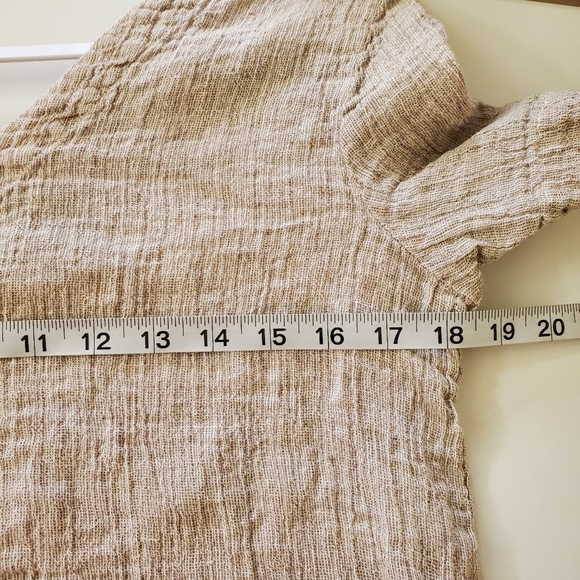 Tahari Linen V-Neck High Low Short Sleeves Top Beachy Coastal - Picture 5 of 6